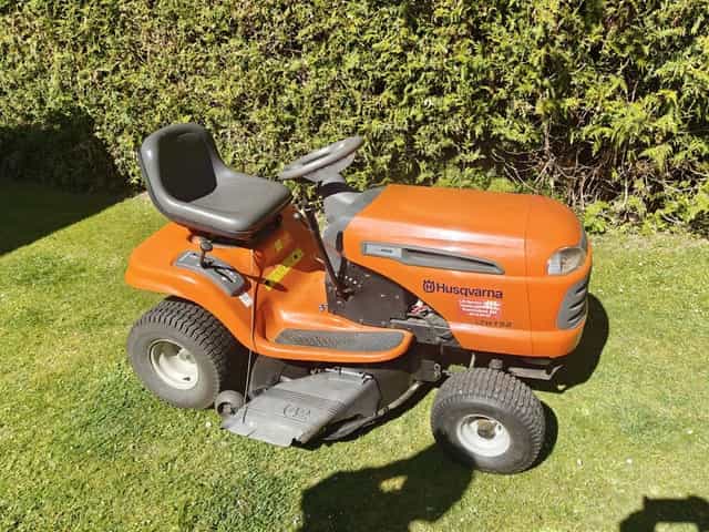 Husqvarna LTH152