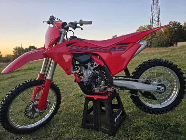 Gas Gas Mc250F 2025 Nowy Model