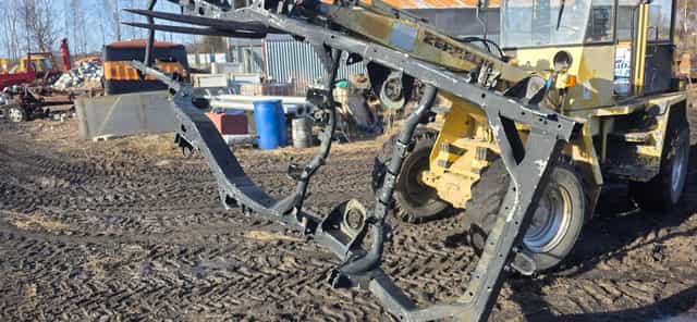 Nissan patrol rama ocynkowana