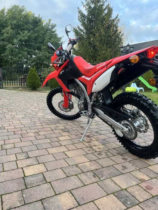Sprzedam Honda CRF 250 L z malym przebiegiem