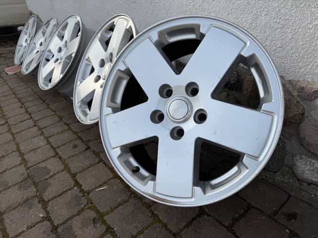 Felgi aluminiowe 18’ Jeep Cherokee Wrangler 5x127