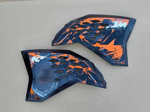 Osłony chłodnic przednie boczki KTM sx sxf exc 125 / 250 / 450 r.07-10