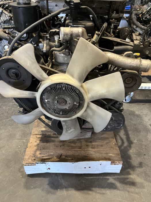 Silnik nissan navara terano 2.5 dti