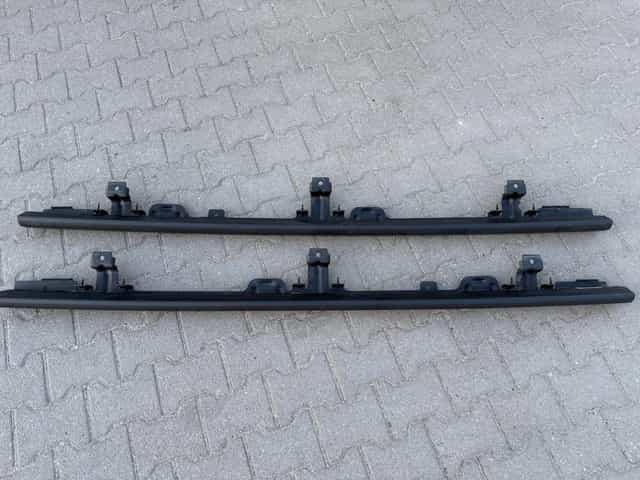 Progi boczne / Listwy boczne / Osłony progów bocznych Jeep Wrangler JL