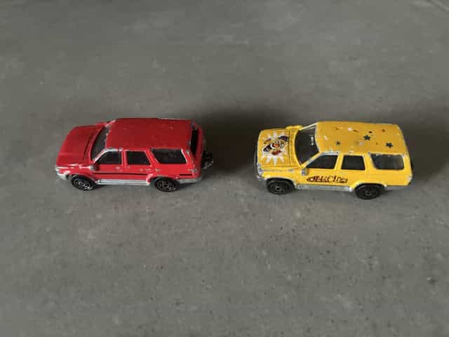 Resoraki Majorette 2X Toyota 4Runner