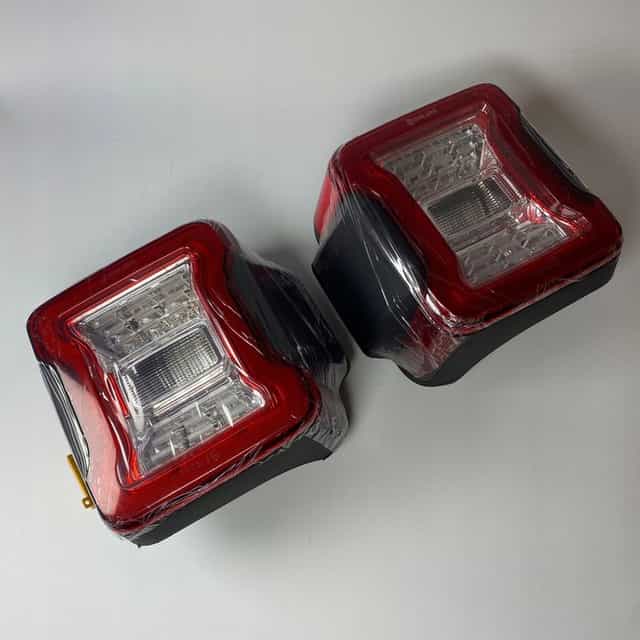 tylne światła lampy led jeep wrangler jl 2018+ clear 02/25