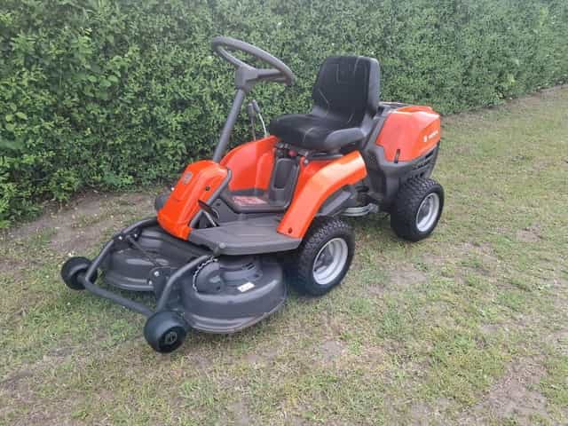 Traktorek Husqvarna rider