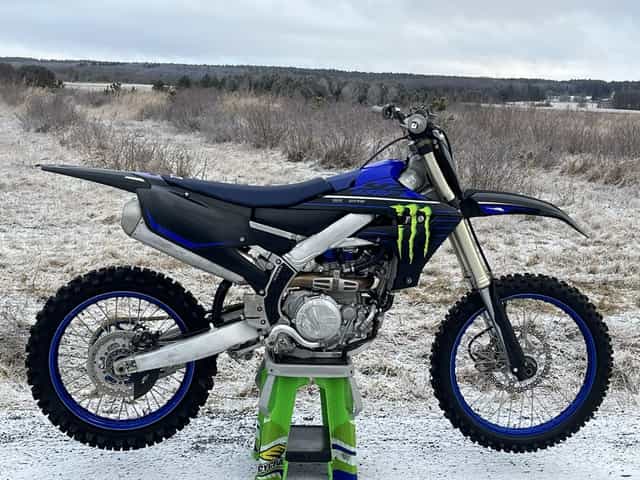 Yamaha YZF 450 ! 2022 rok! 33 mth! Prawie Nowy!