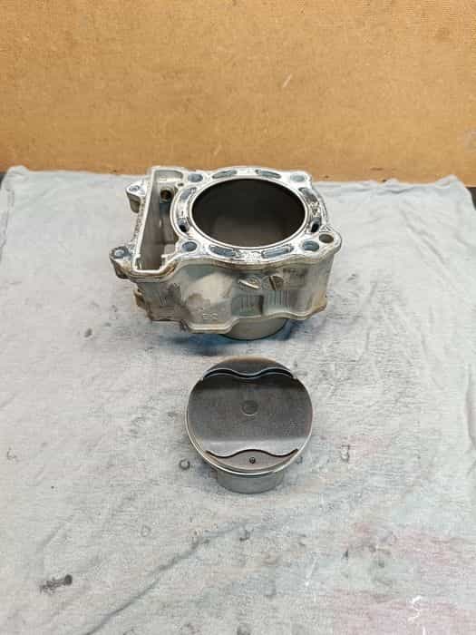 Cylinder tłok silnik części Suzuki DRZ DR-Z 400 Y E S SM LTZ