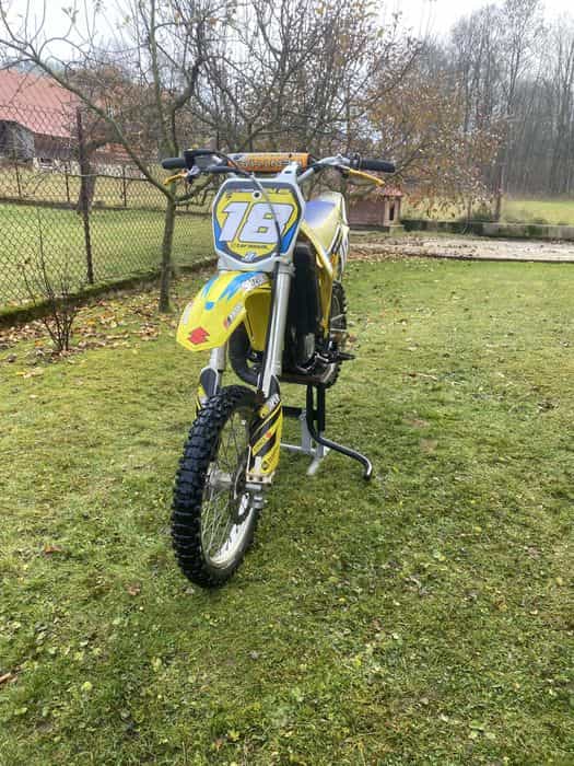 Suzuki rm 85 (sx,kx,yz,cr)