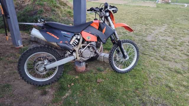 Motocykl  KTM 525 EXC