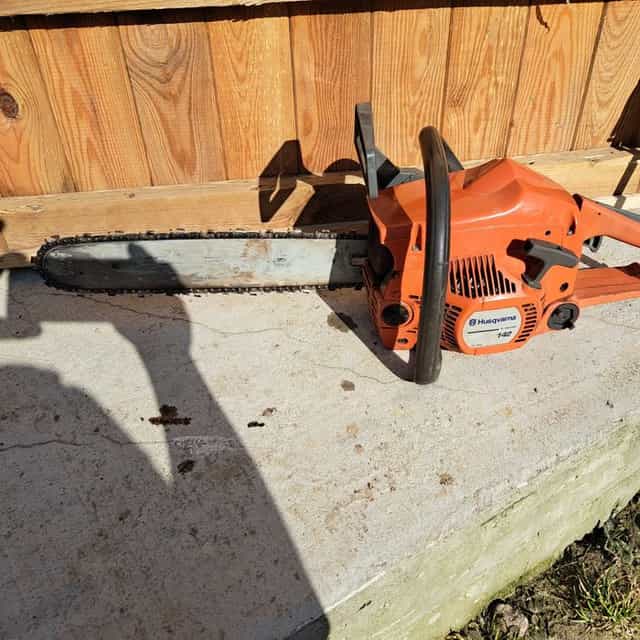 Husqvarna 142 piła łancuchowa