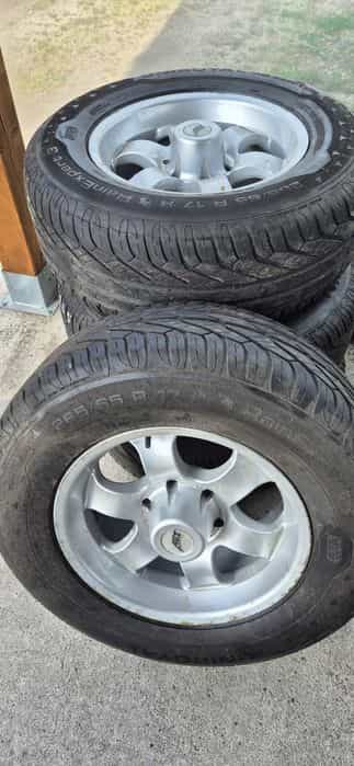 Felgi z oponami toyota land cruiser