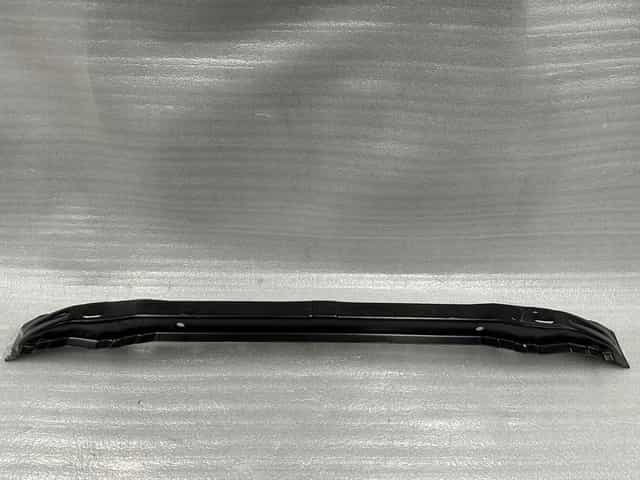 belka przednia toyota hilux viii 57161-kk020