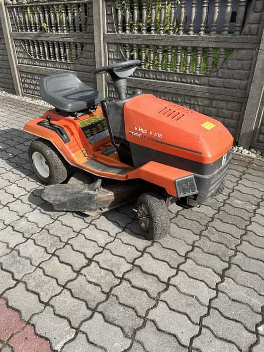Kosiarka traktorek husqvarna LT100 briggs