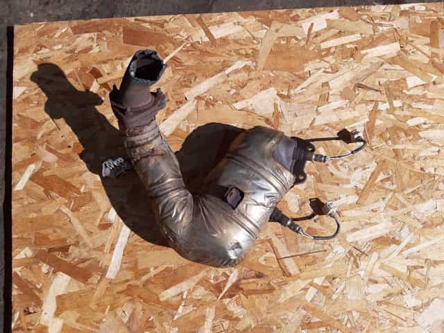 Katalizator Jeep Cherokee KL 14-18r 3.2 tylny