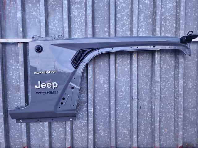 Błotnik Prawy Przód Jeep Wrangler JL Rubicon Sahara Sport Gladiator