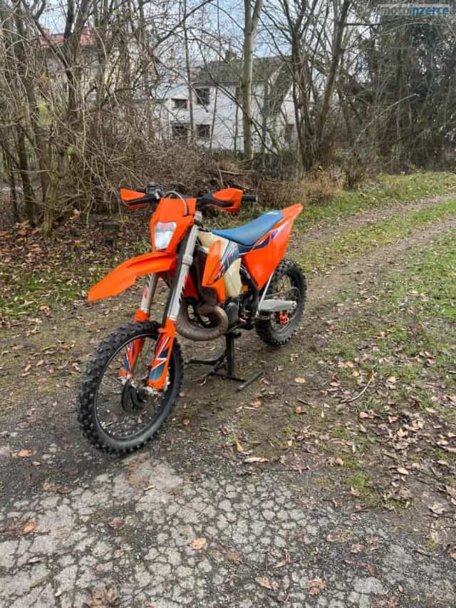 KTM 300