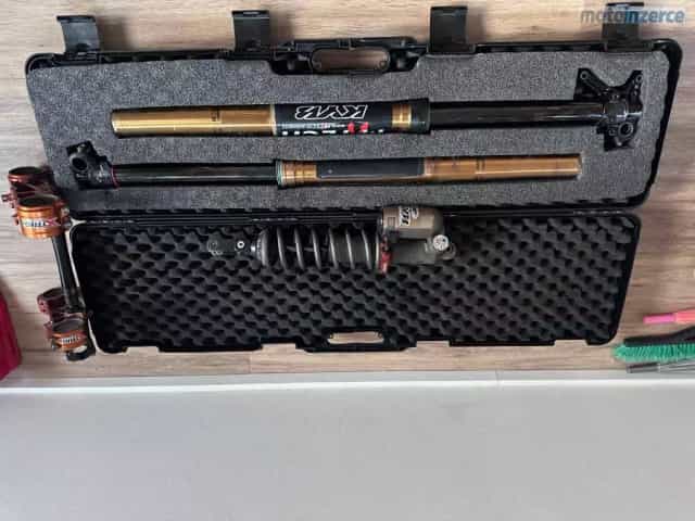 Podvozek, řízení: Kyb / Kayaba factory A-Kit