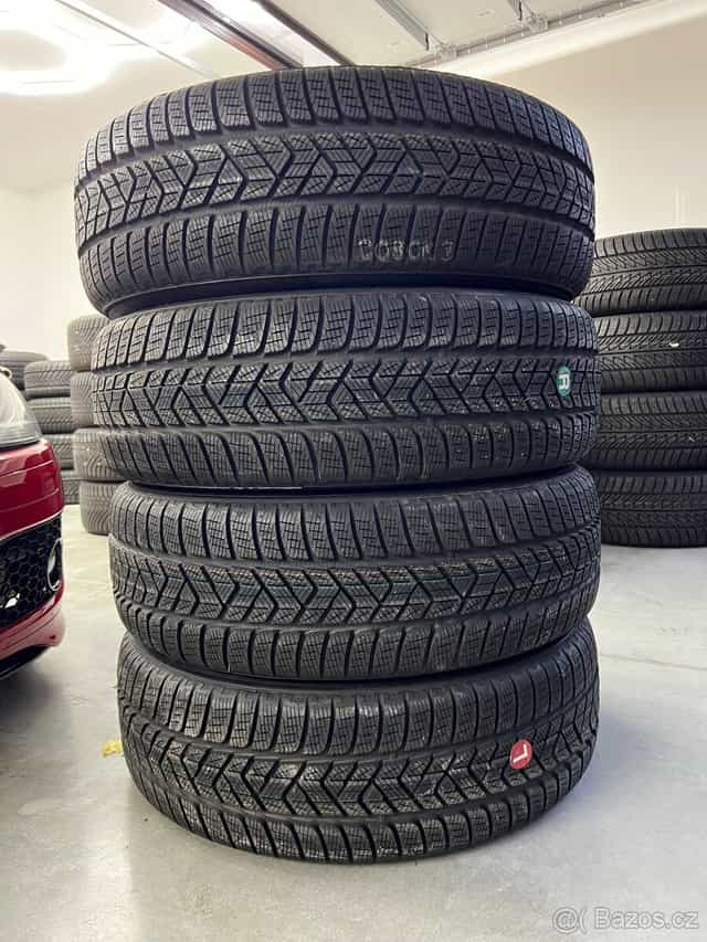 235/65 r19 zimni nepoužité range rover