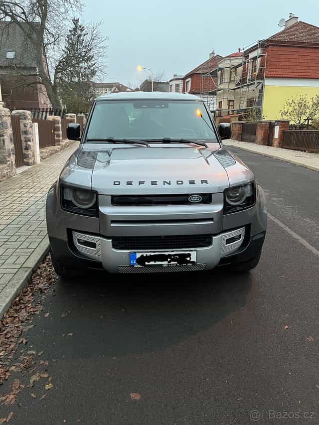 Land Rover Defender 110 SE D250 AT MY23