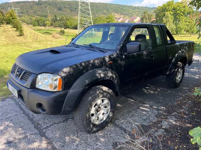 Navara D22 offroad 4x4