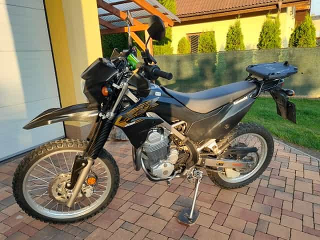 Kawasaki KLX 230, r. v. 2020, nová v ČR, top stav