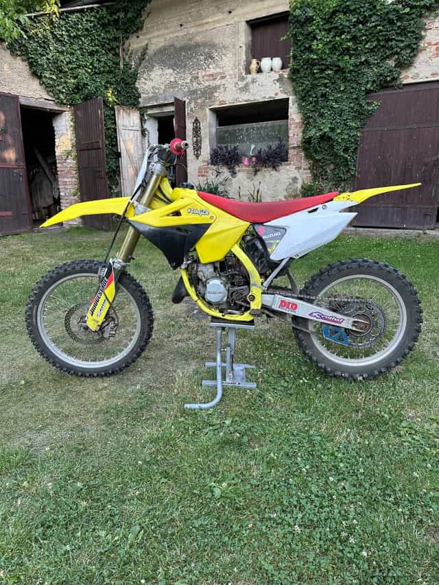 Suzuki rm 125
