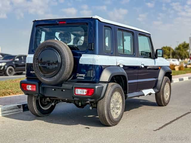 Suzuki Jimny LONG - 5 dveří, motor 1.5L, pohon 4x4