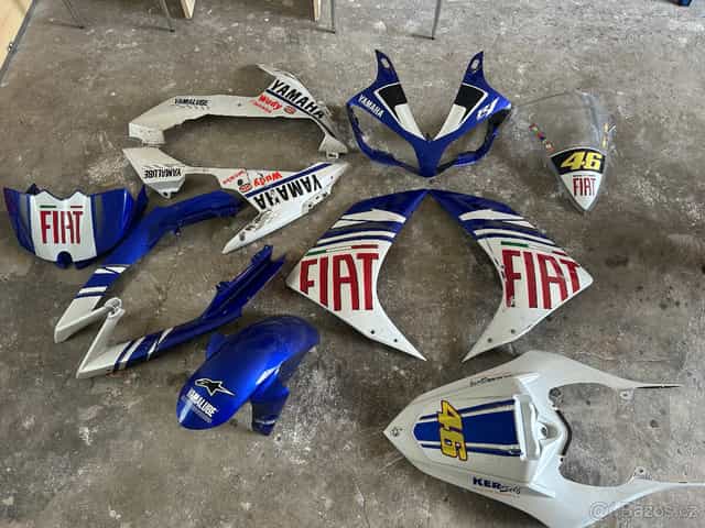 Prodám sadu kapot na Yamaha YZF R1 2008 (RN19)