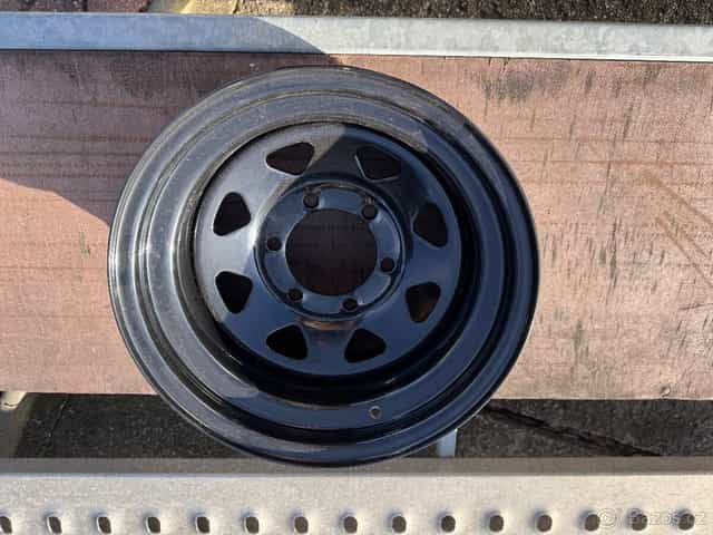 Prodám ocelové disky Nissan patrol