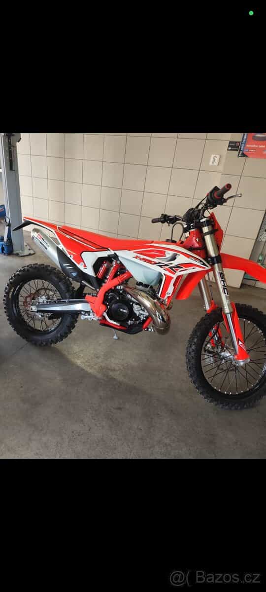 prodám Betu  MY25 – RR 250 X-Pro