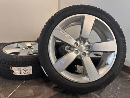 land rover r22 defender L8BM-1007-AD dot24