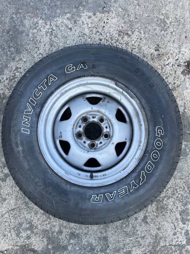 Rezerva Chevrolet Tahoe 225/75R15