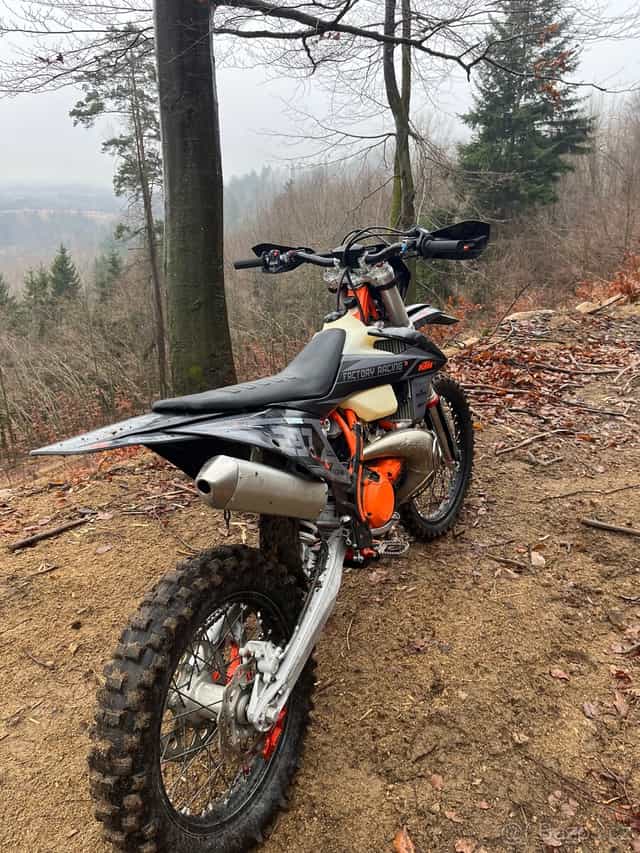 plasty ktm