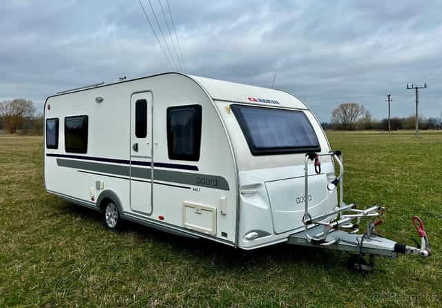 Adria Adora 542 UT solár,samostatná sprcha