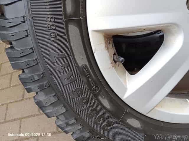 Prodám obuté offroad pneumatiky