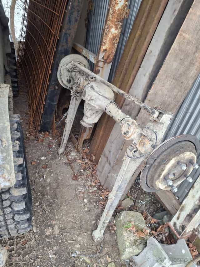 Zadní náprava suzuki jimny