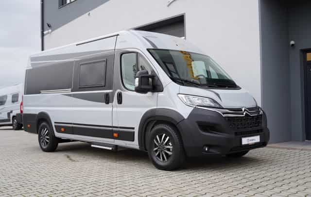 Robeta Womondo Sphinx sleva 231 000 Kč