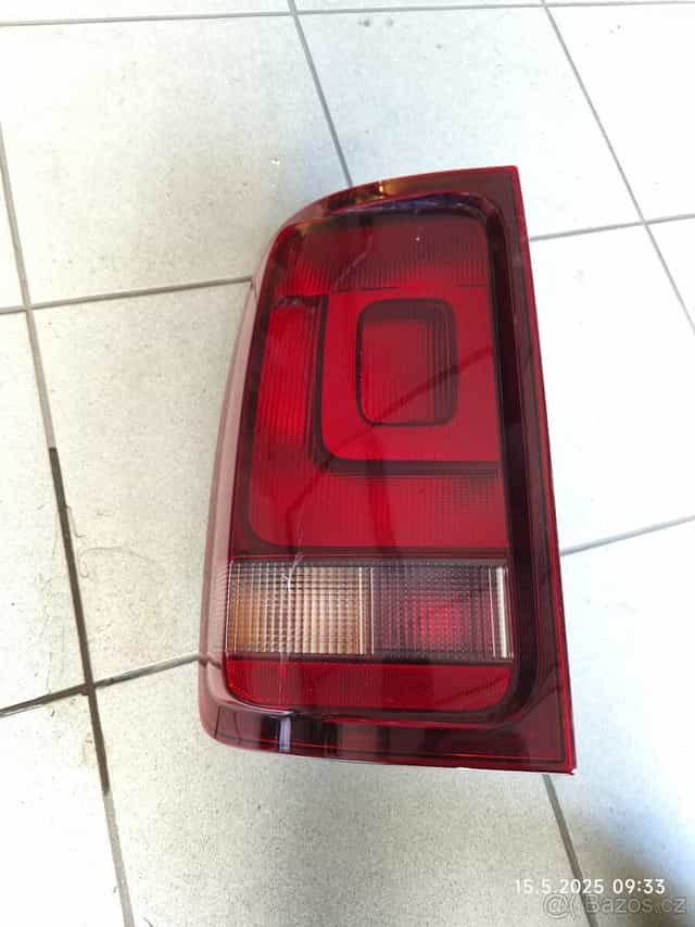 Zadní levá lampa  Volkswagen amarok 2018