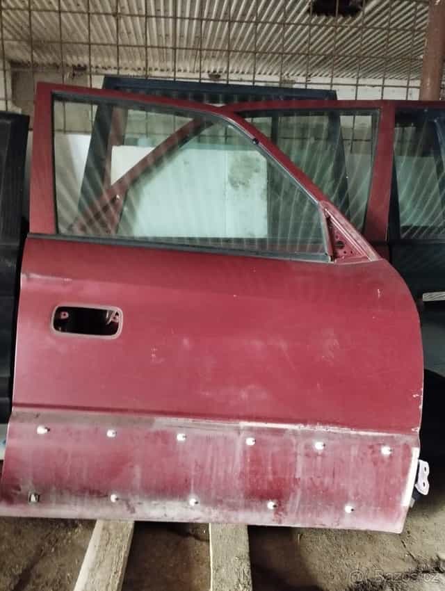 Dveře Toyota Land Cruiser 90/95