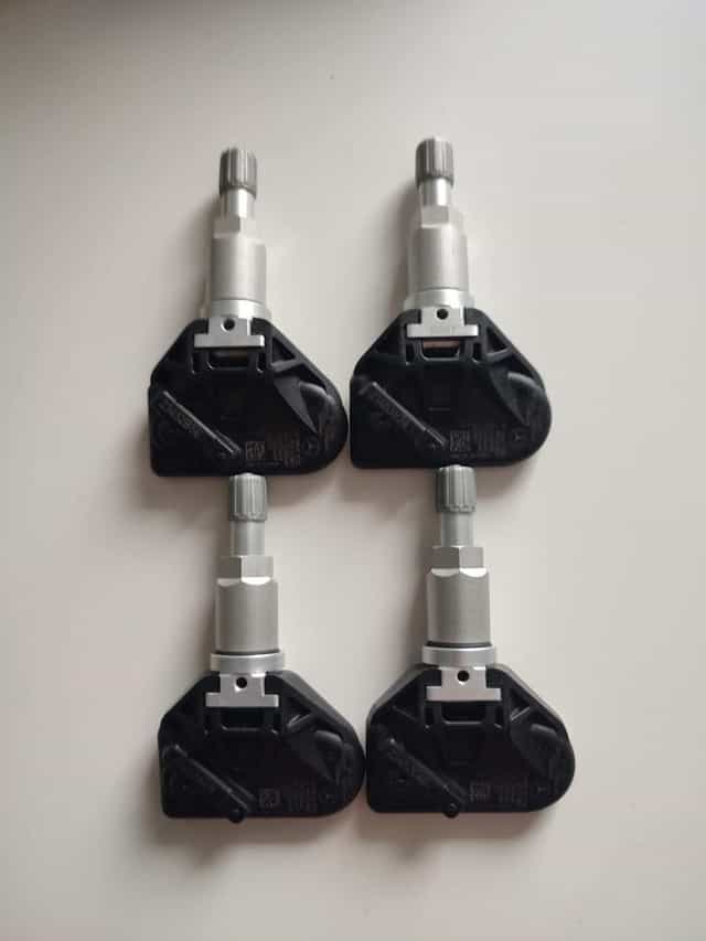 TPMS senzory Mercedes A0009054713