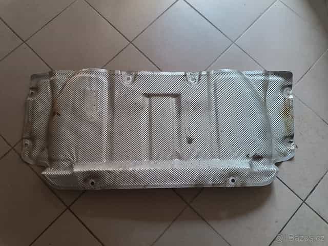 Krycí plech Range Rover L322