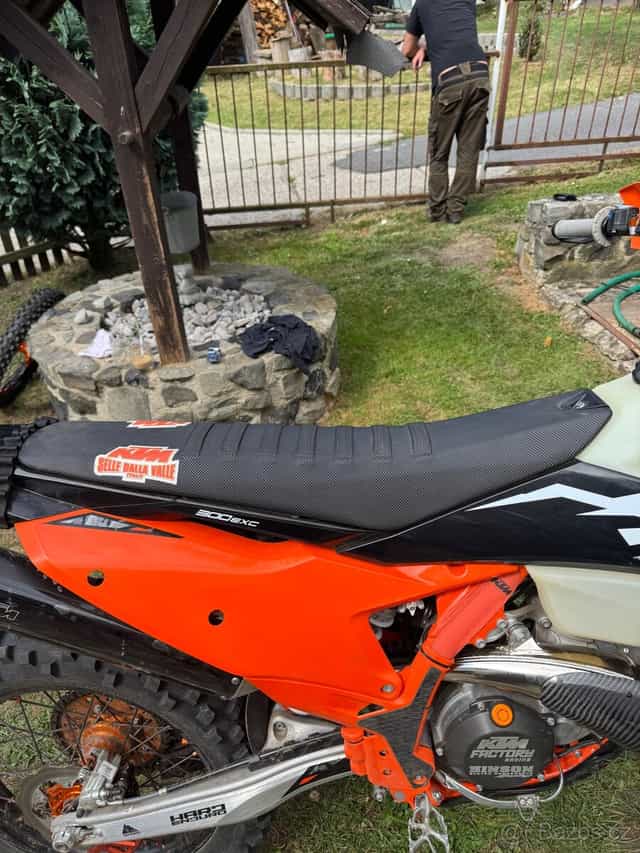 Ktm sedlo factory