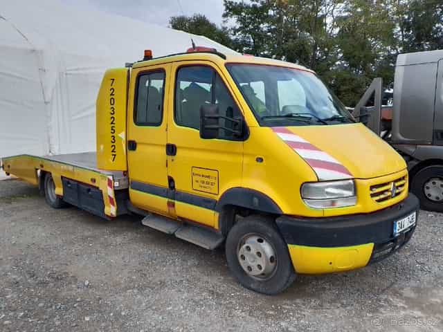 Renault mascott odtahový speciál