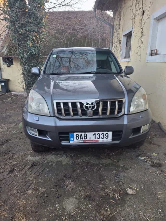 Toyota Land Cruiser 120