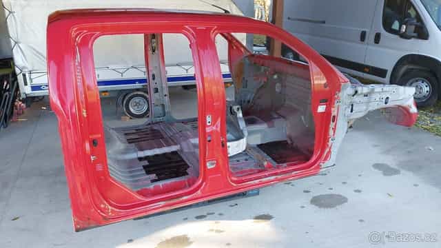 Nissan D40 –  Karoserie