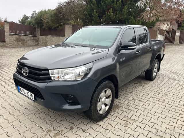 Prodám Toyota Hilux 2.4 D4-D