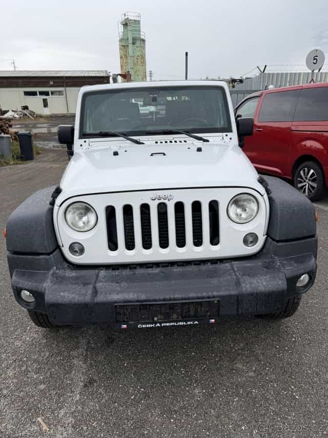 Jeep Wrangler Rubicon Trail Rated 2.8d aut 4x4 2017 pojizdny