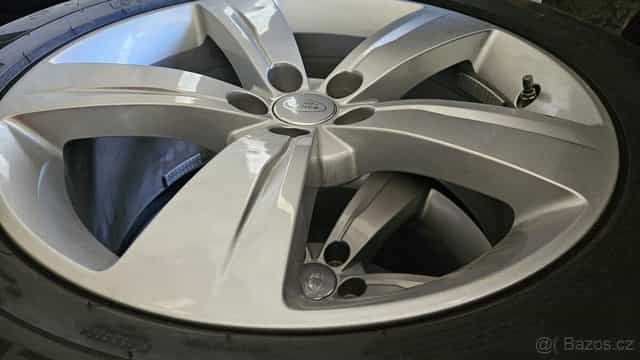 Zimní sada R19 originál Land Rover s rozměrem 8,5jx19 5x108